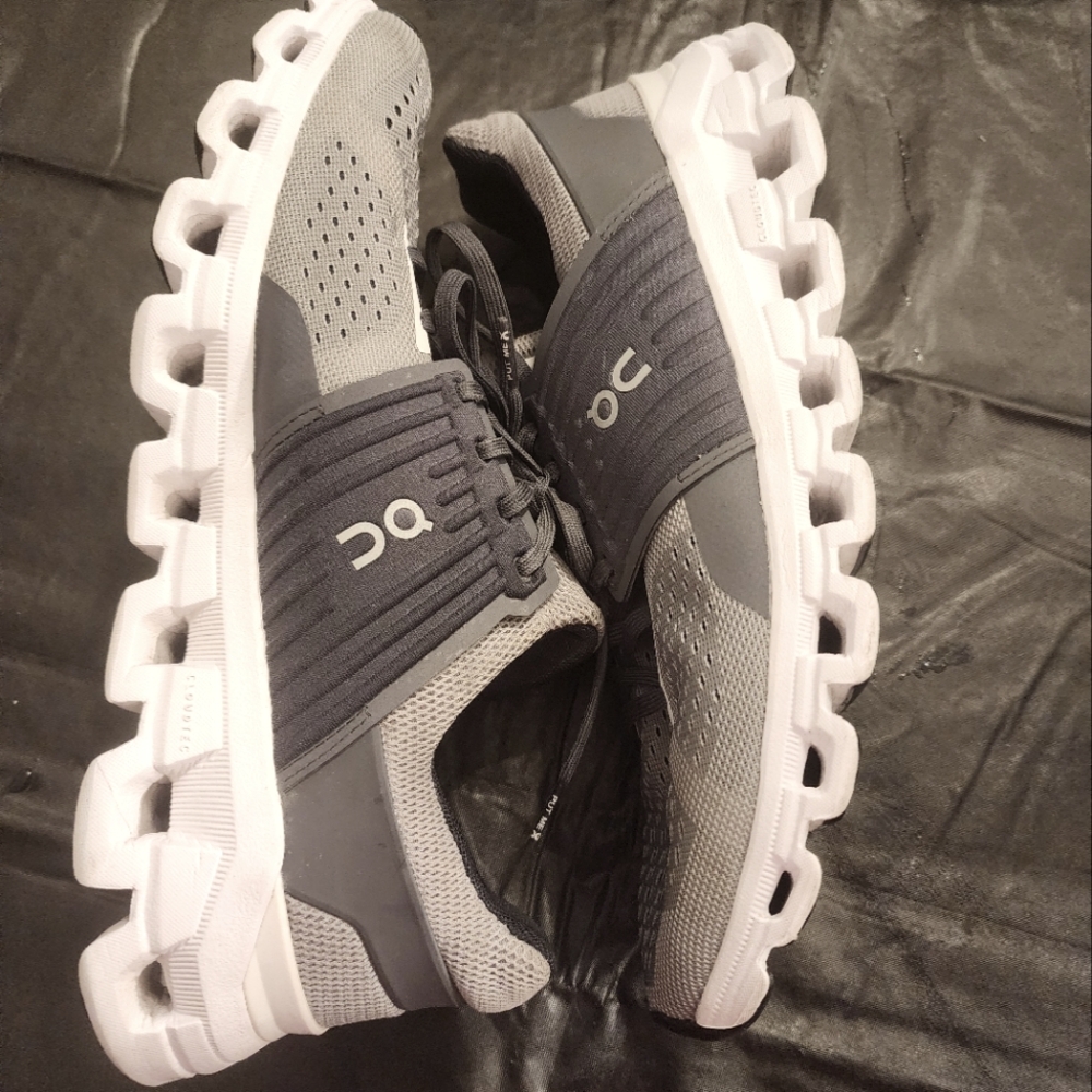 Women's On Cloud